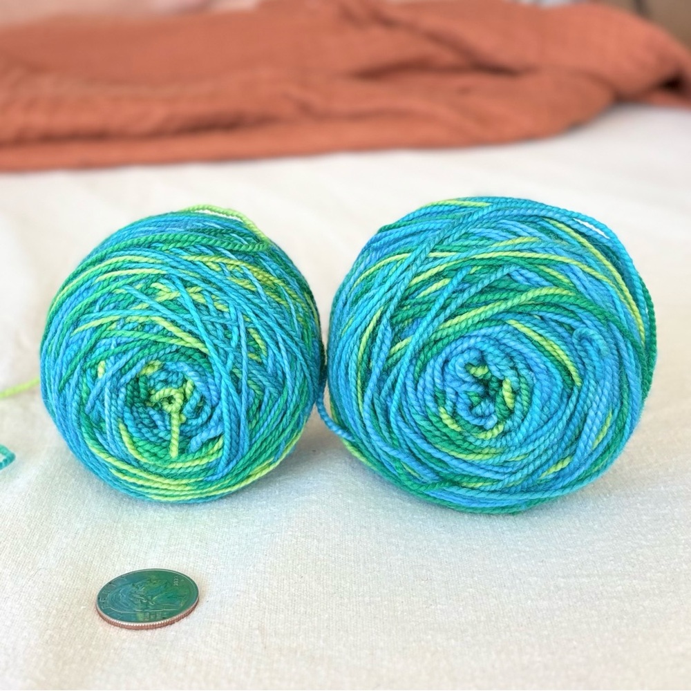 indie bright lime & turquoise gradient wool yarn – sport 104g cakes nwot